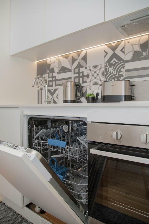 Liiiving In Porto - Cozy & Chic Downtown Apartment ภายนอก รูปภาพ