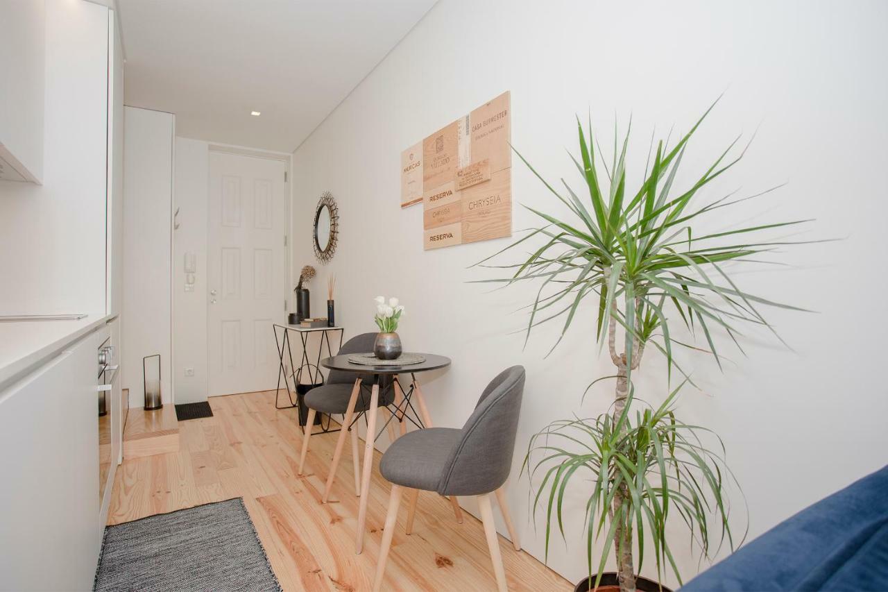 Liiiving In Porto - Cozy & Chic Downtown Apartment ภายนอก รูปภาพ